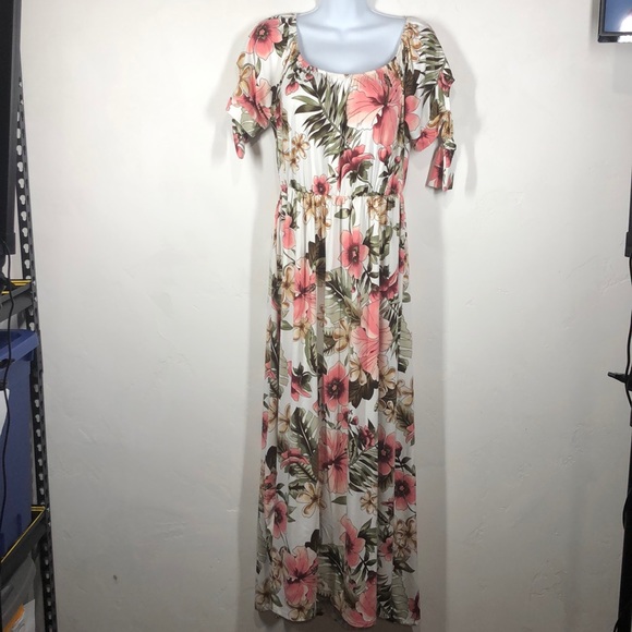 Vibe Dresses & Skirts - Vibe Sportswear floral maxi dress size 1X